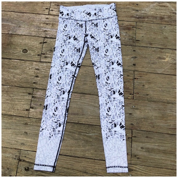 Vimmia Pants - Vimmia Leaf Jacquard reversible leggings